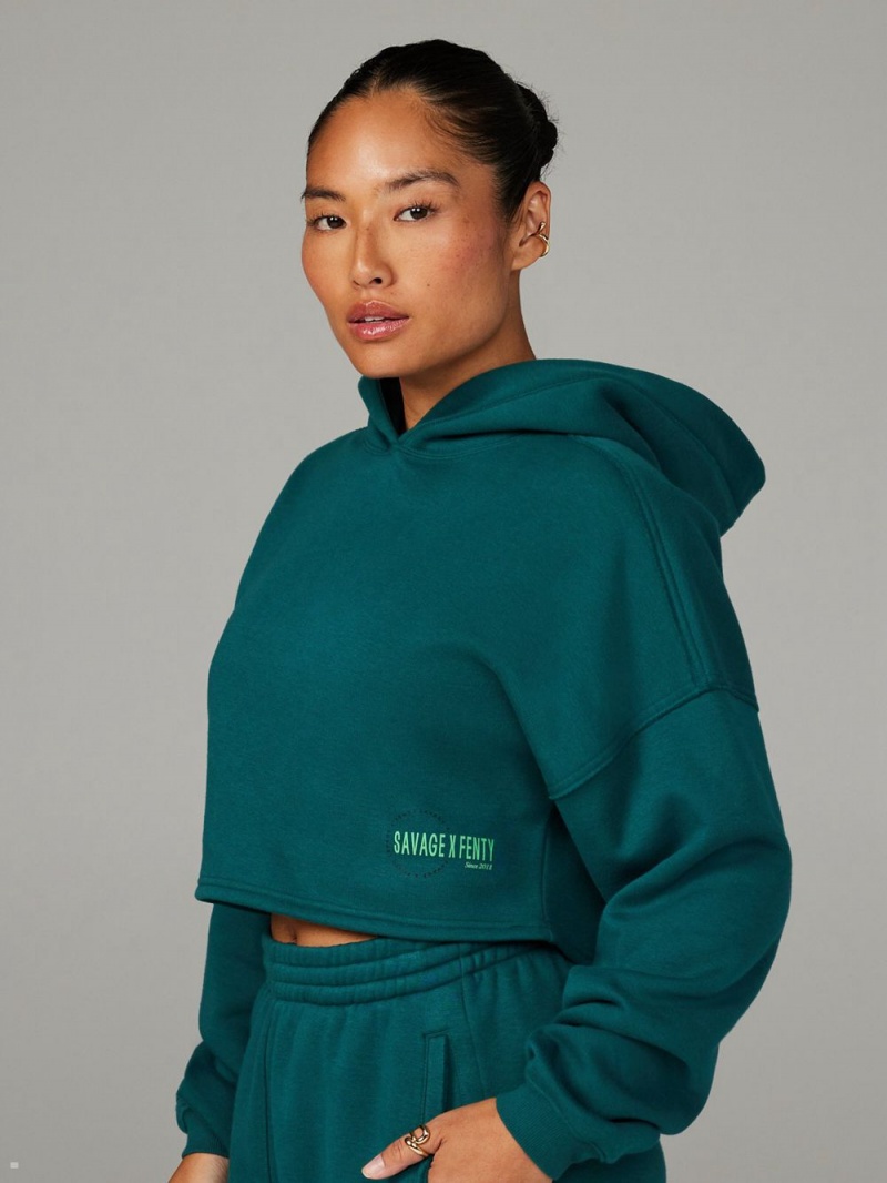 Savage X Fenty Xssential Fleece Scope Logo Cropped Zelene | WCQN46951